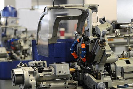 Cam lathes for turning parts in quantity