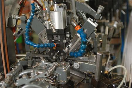 Cam lathes for turning parts in quantity